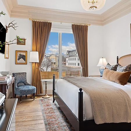 Hotel Burg Leesburg Bagian luar foto